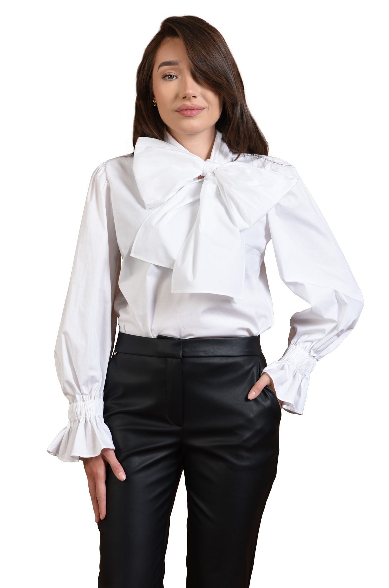 0 - BLUZA  ALBA CU FUNDA SUPRADIMENSIONATA