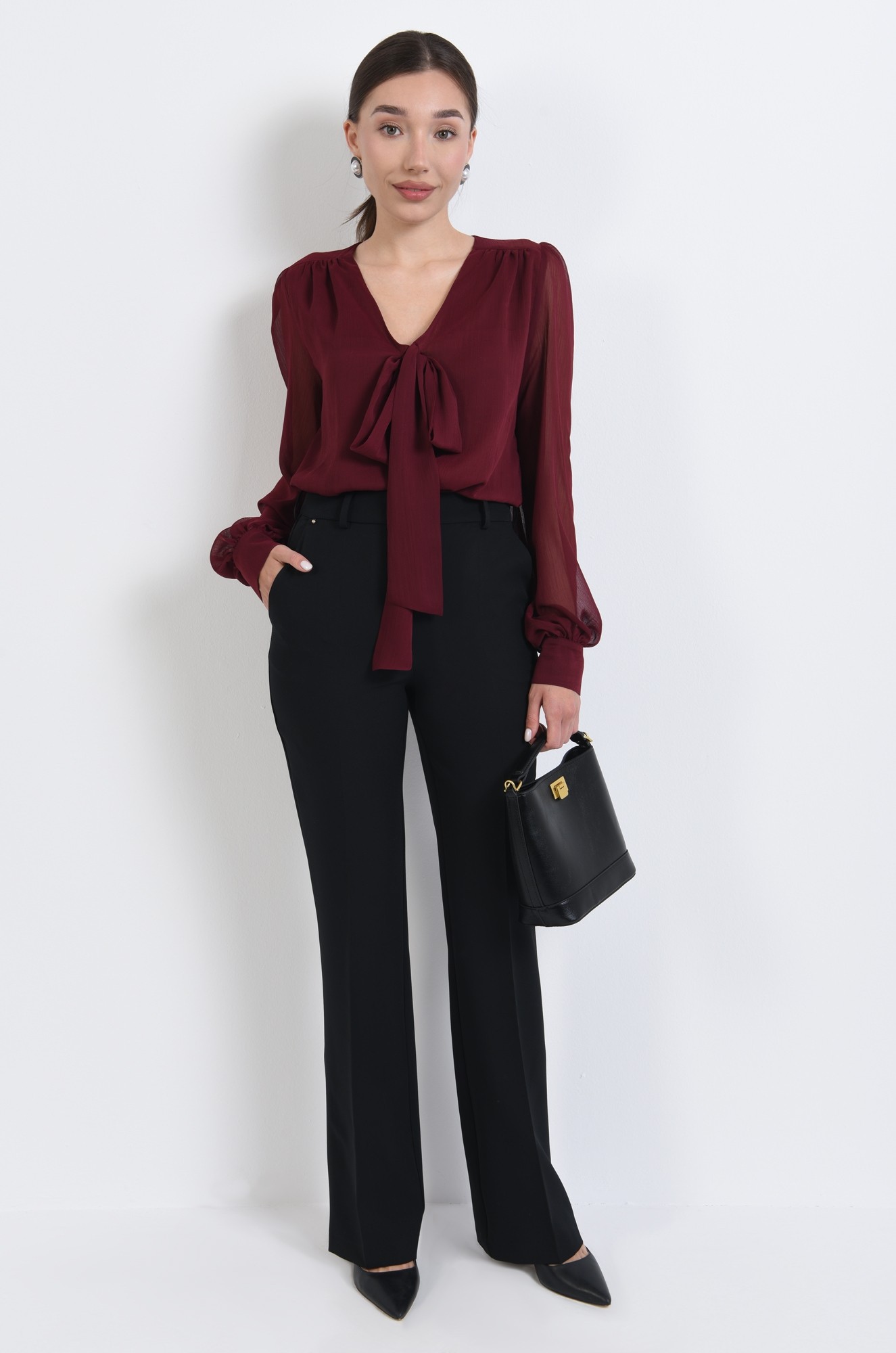 3 - PANTALONI DREPTI CU BUZUNARE LATERALE