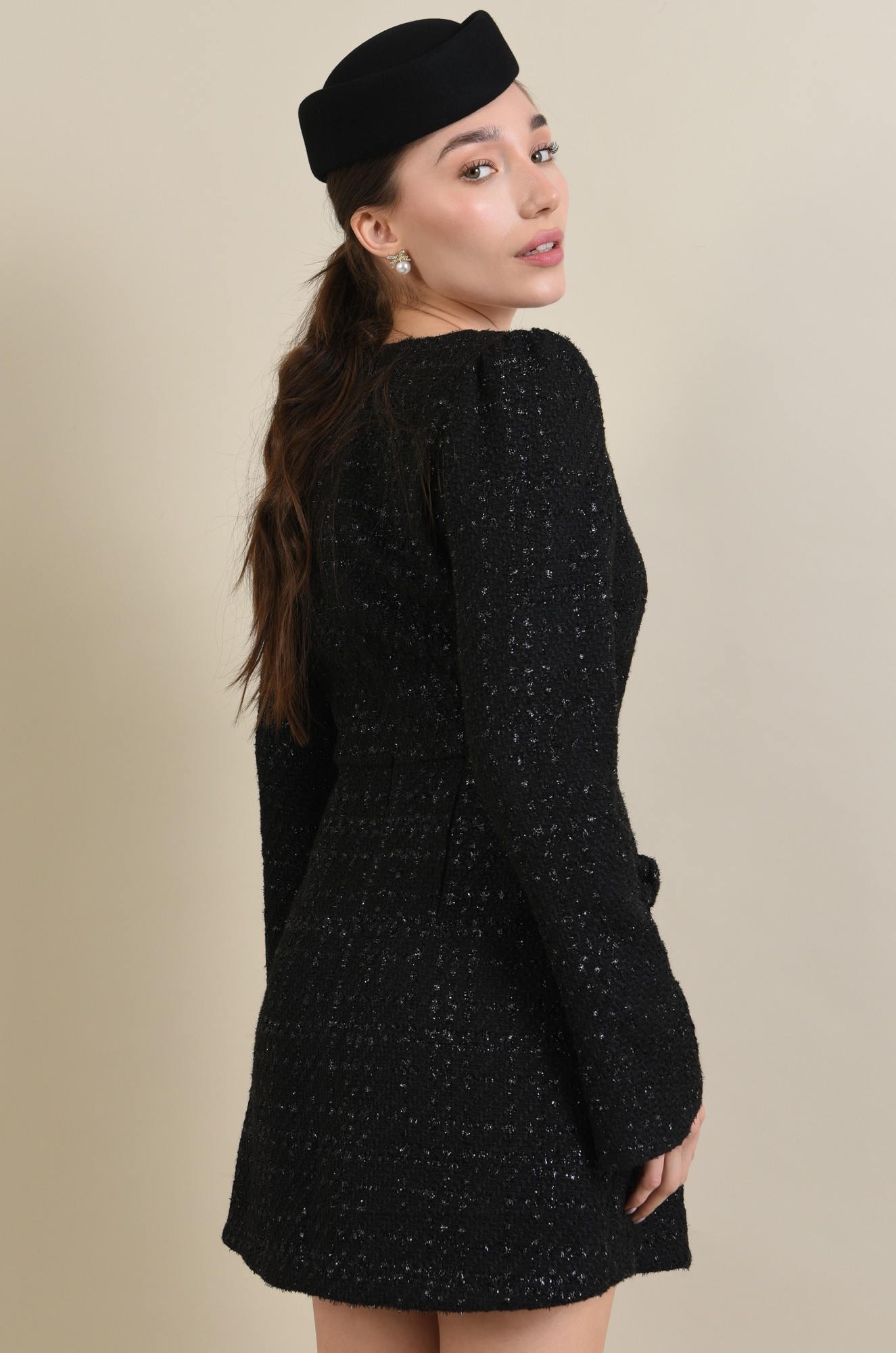 2 - ROCHIE NEAGRA CAMBRATA DIN STOFA