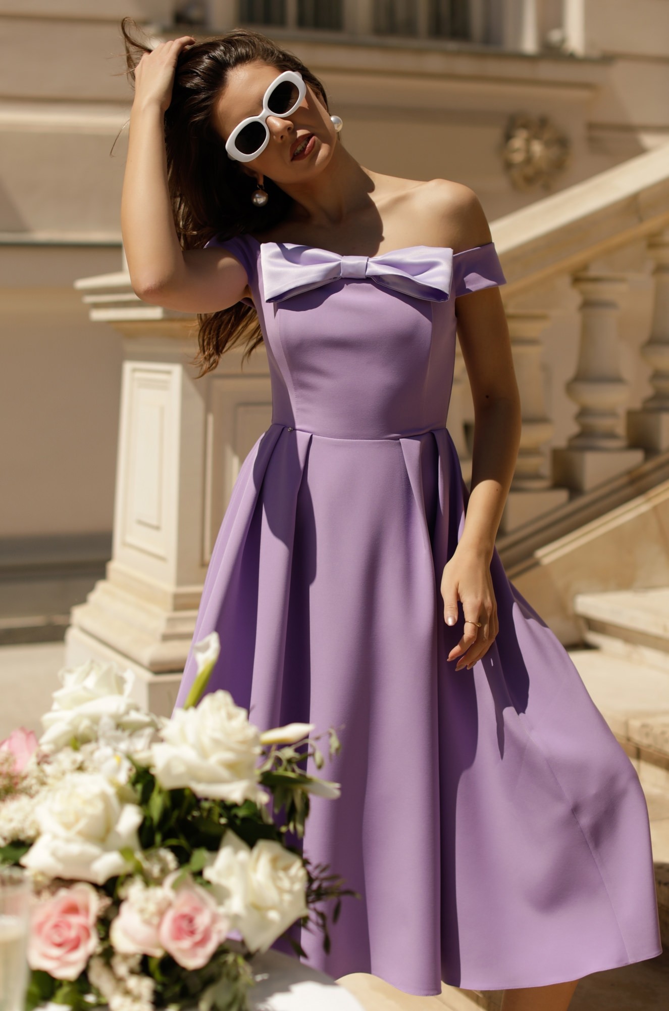 0 - ROCHIE LILA ELEGANTA CU DECOLTEU PE UMERI