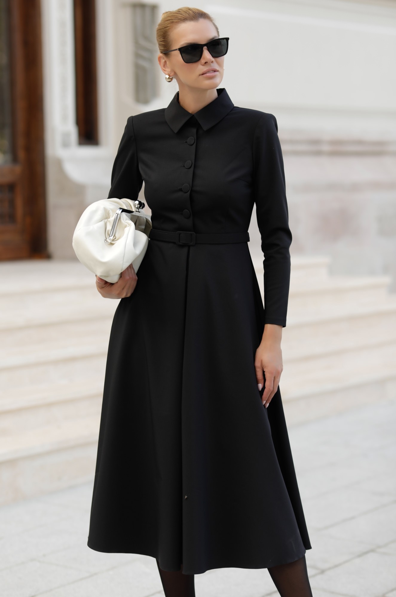 6 - ROCHIE EVAZATA DIN BUMBAC CU NASTURI
