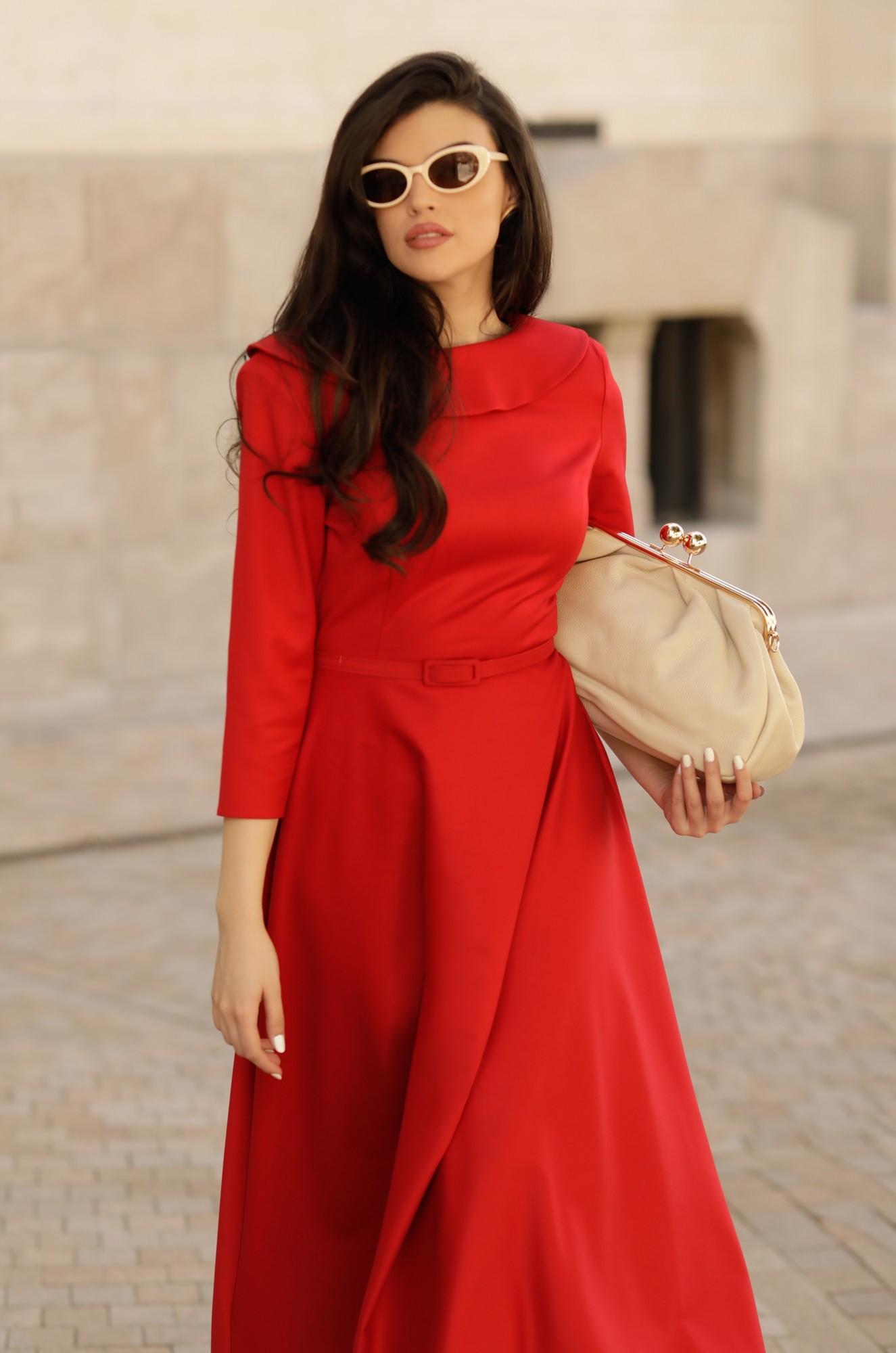 6 - ROCHIE ROSIE ACCESORIZATA CU CENTURA