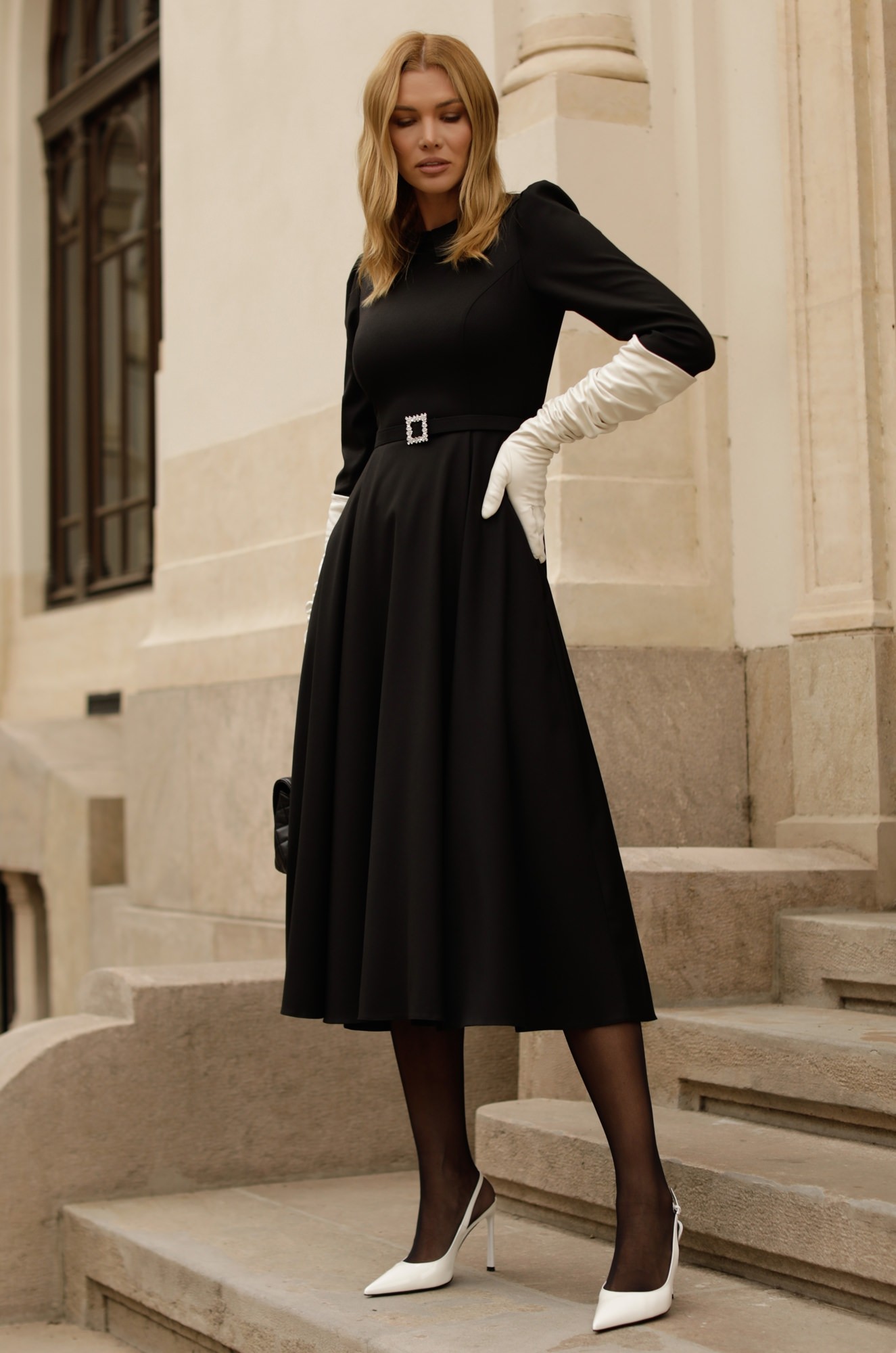 3 - ROCHIE NEAGRA EVAZATA CU ADAOS DE VISCOZA