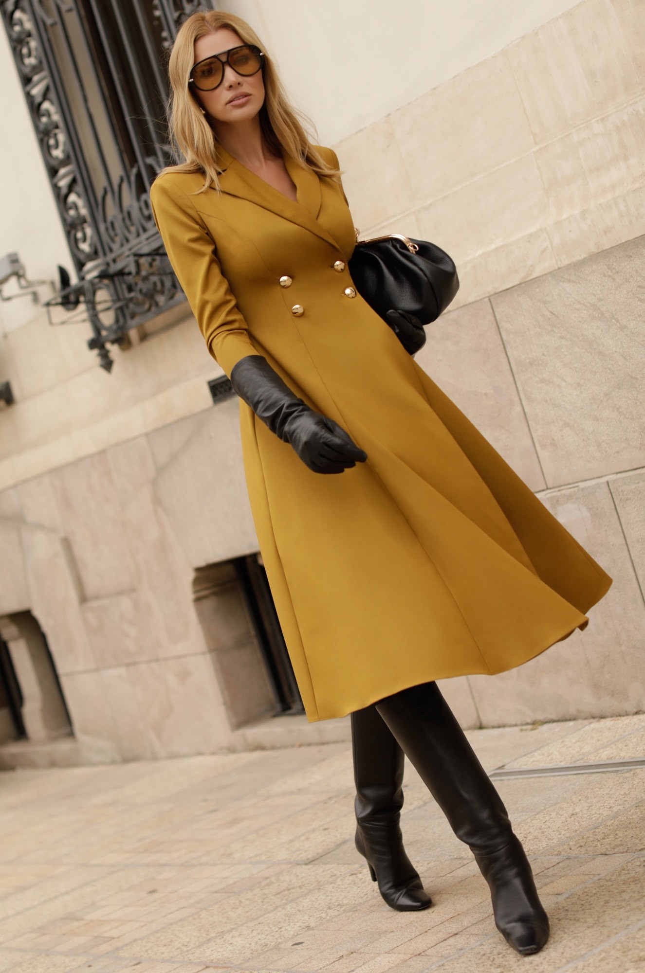 1 - ROCHIE OLIVE BLAZER CU NASTURI AURII