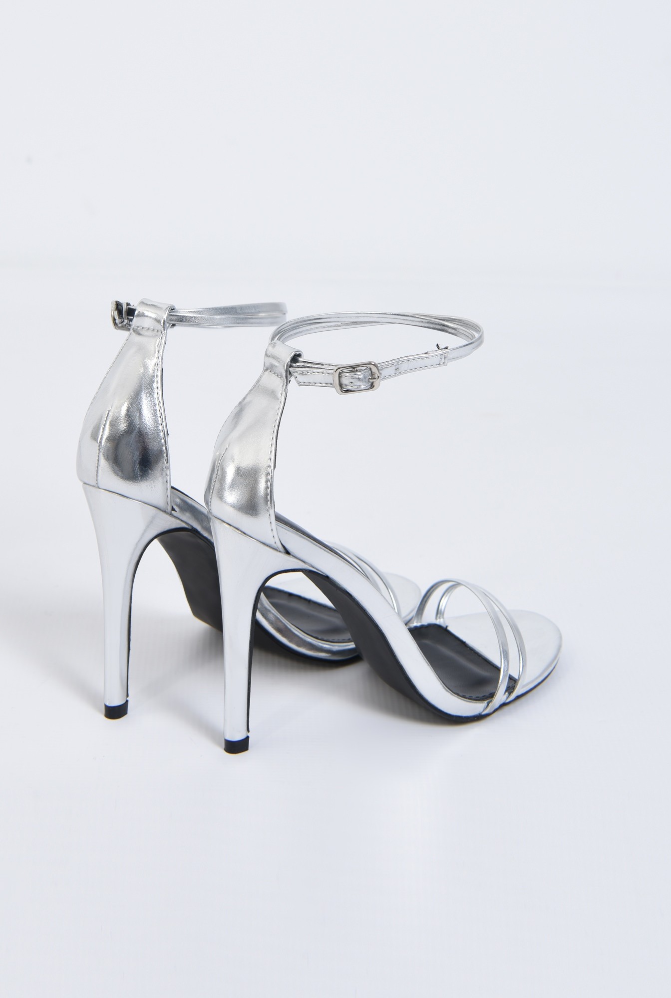 4 - Sandale elegante, argintiu