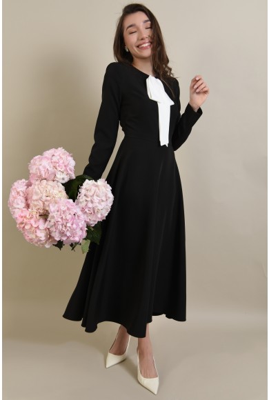 ROCHIE NEAGRA CU FUNDA IN CONTRAST